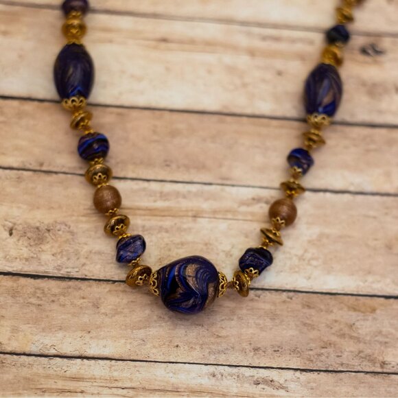 28 inch, Vintage Glass Purple Beads Gold Tone Beaded Necklace - X27 - Picture 1 of 3